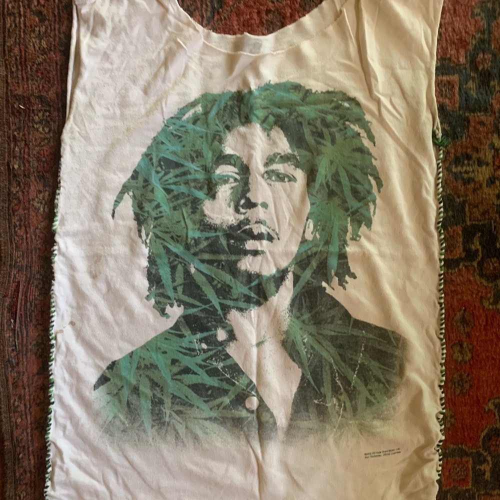 Green and White Art Print Tshirt Bob Marley